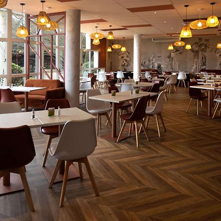 Ibis Styles Chinon Hotel Buitenkant foto