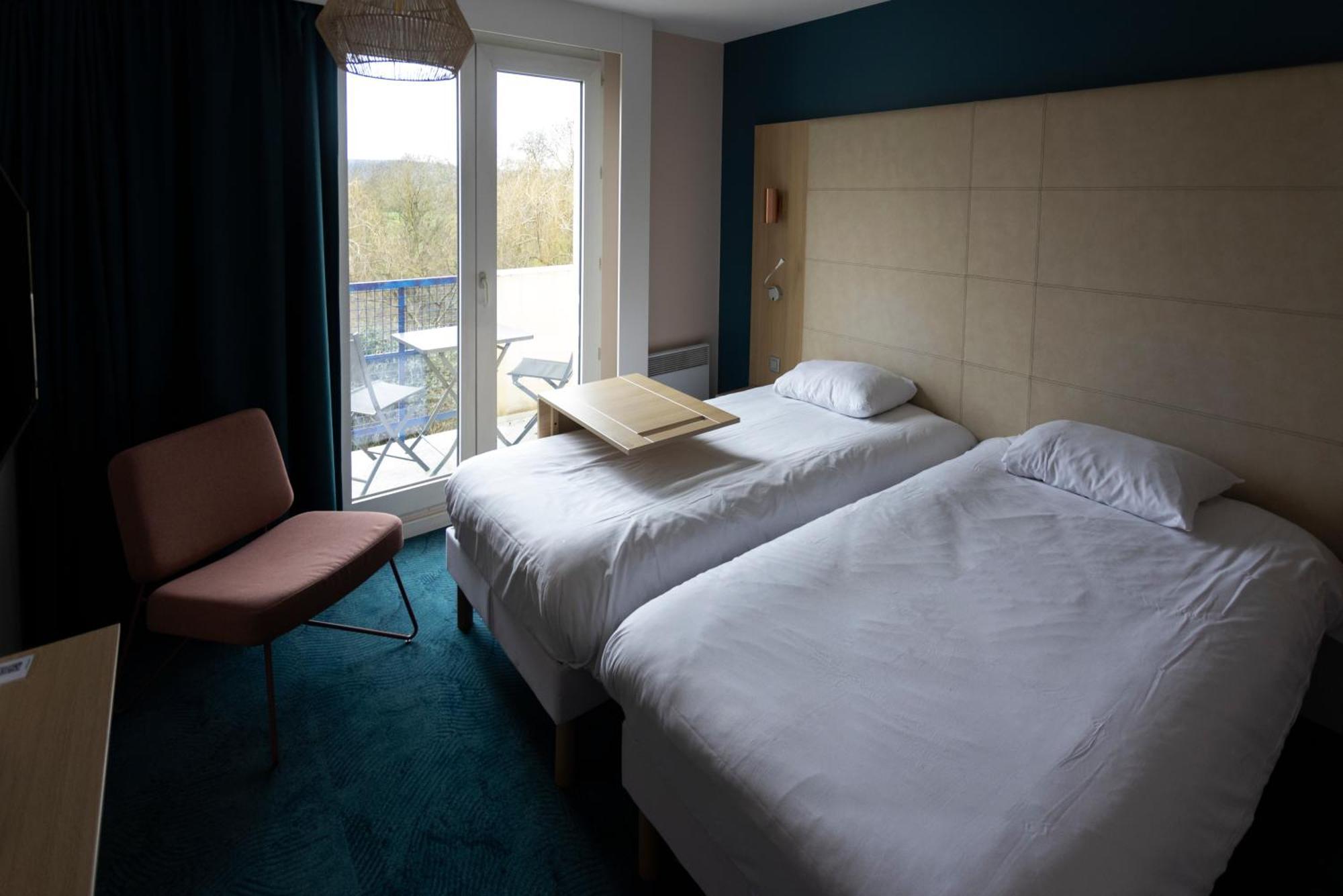 Ibis Styles Chinon Hotel Buitenkant foto