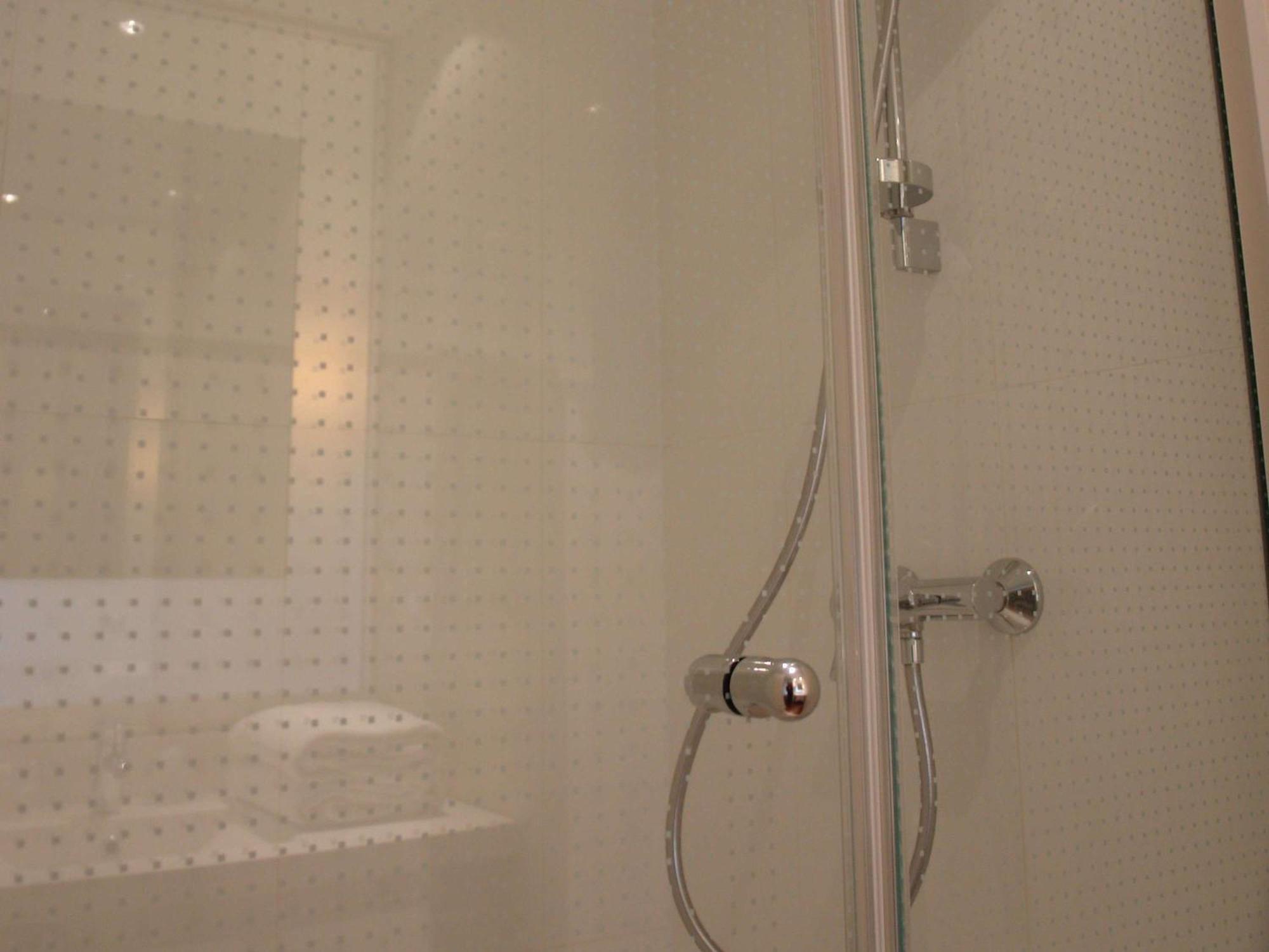 Ibis Styles Chinon Hotel Buitenkant foto