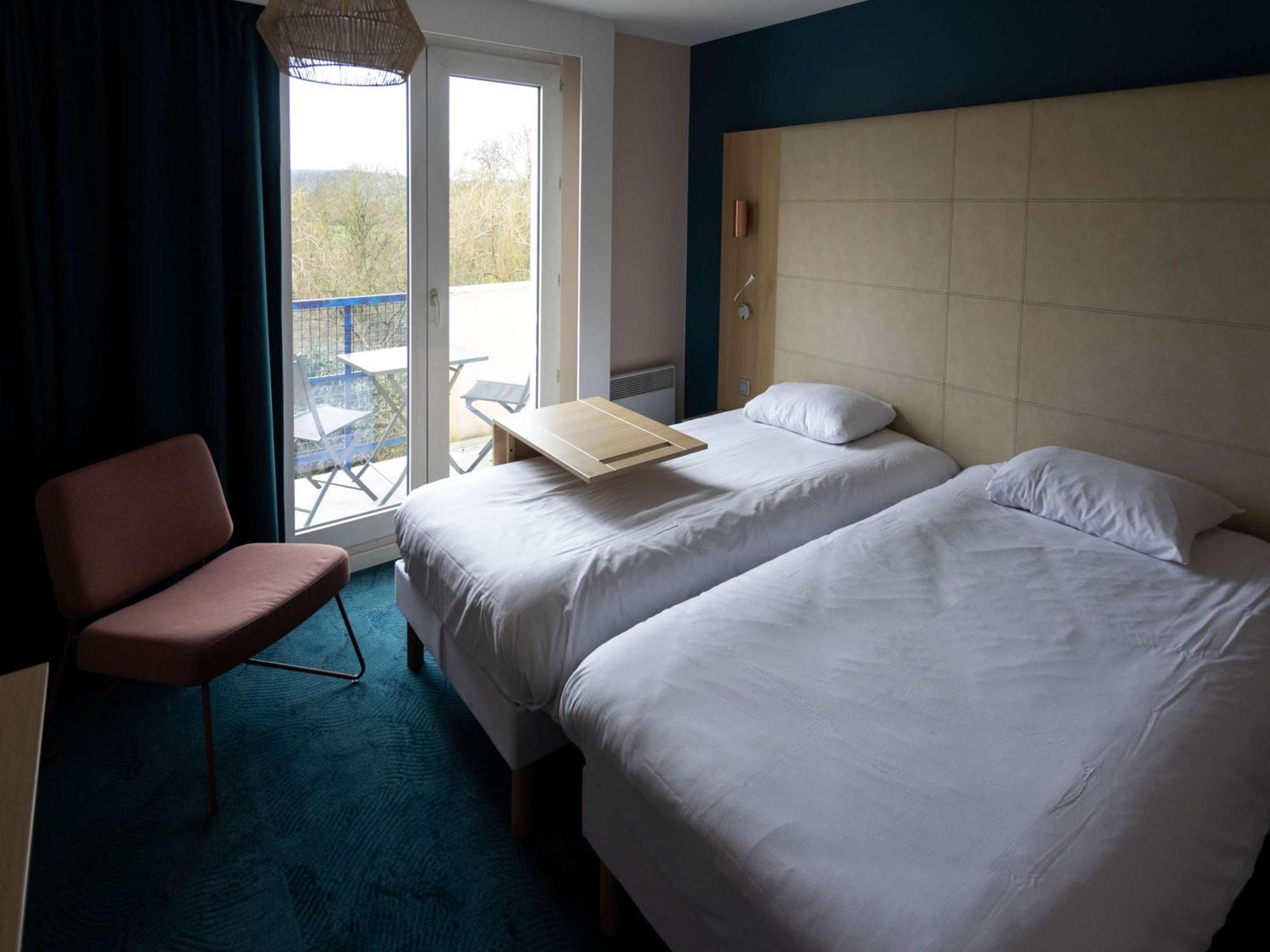 Ibis Styles Chinon Hotel Buitenkant foto