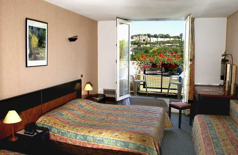 Ibis Styles Chinon Hotel Kamer foto